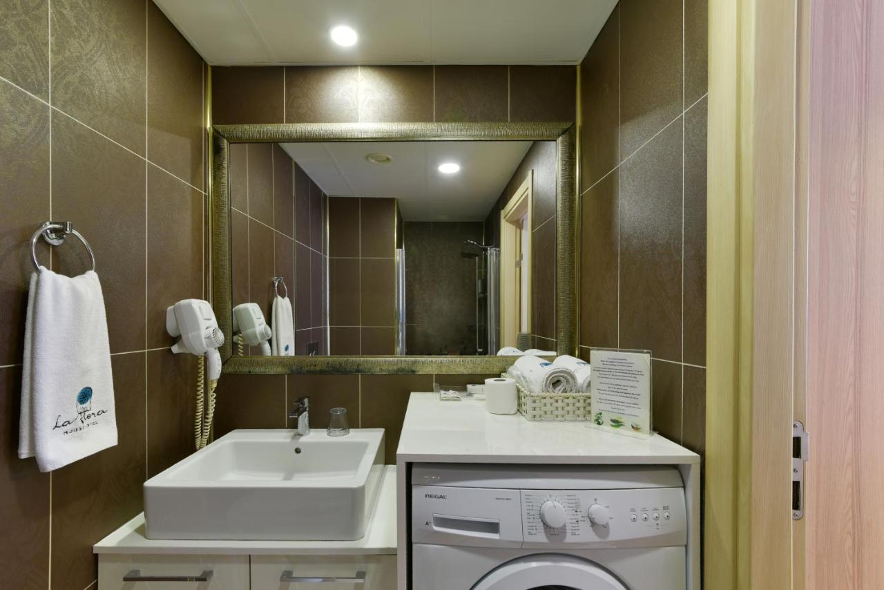 La Flora House Hotel Коджаэли Экстерьер фото