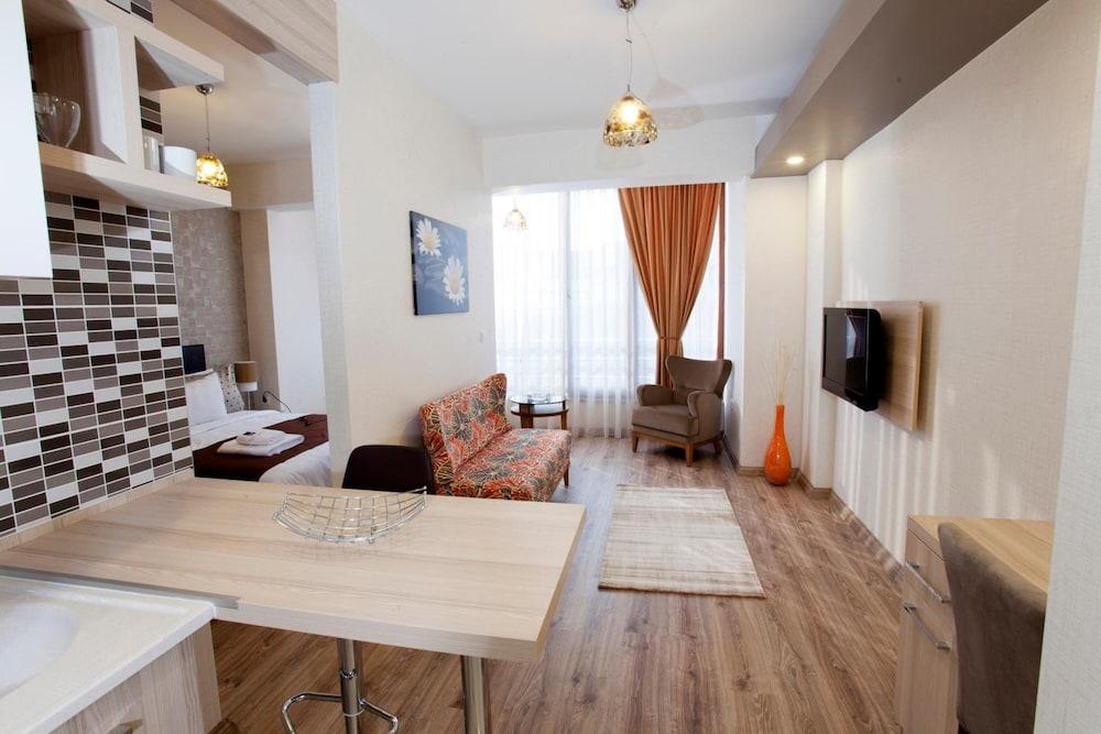 La Flora House Hotel Коджаэли Экстерьер фото