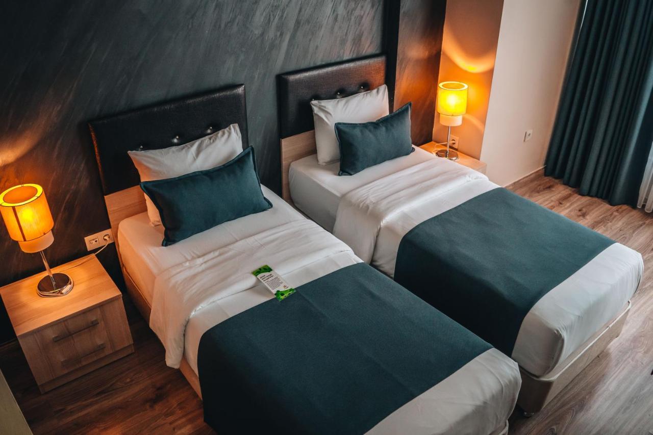 La Flora House Hotel Коджаэли Экстерьер фото